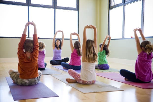ocuk yogasi egitimi nereden alinir